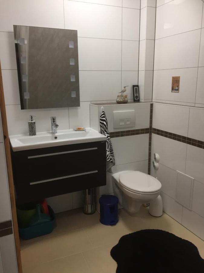 Unter Dem Dach Mit Parkplatz Apartment เบรเมน ภายนอก รูปภาพ
