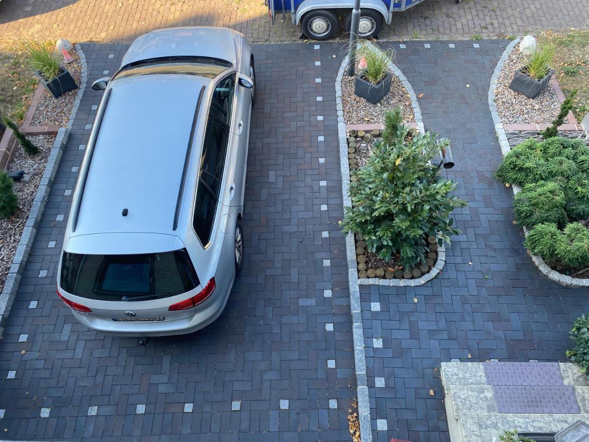 Unter Dem Dach Mit Parkplatz Apartment เบรเมน ภายนอก รูปภาพ
