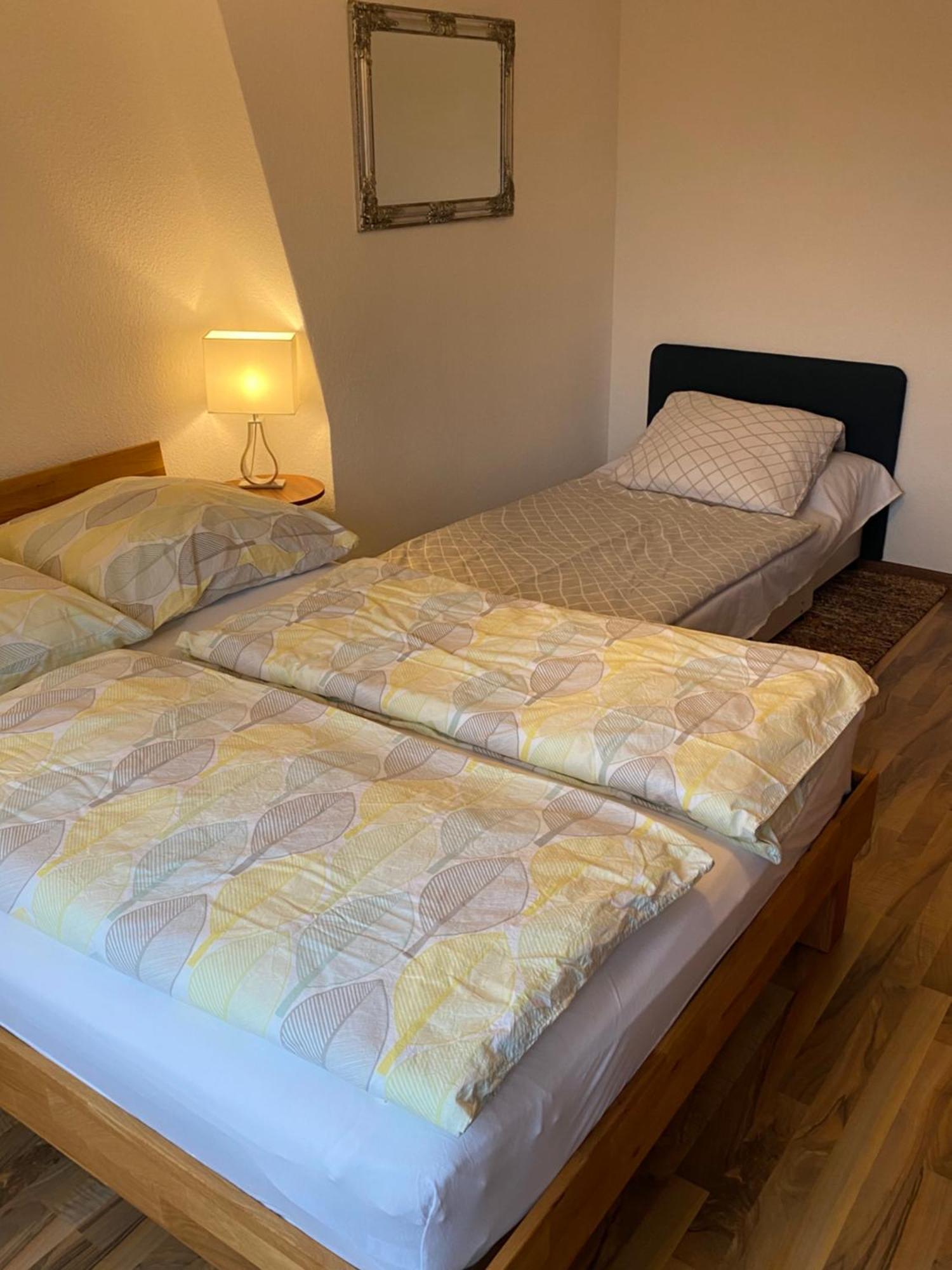 Unter Dem Dach Mit Parkplatz Apartment เบรเมน ภายนอก รูปภาพ