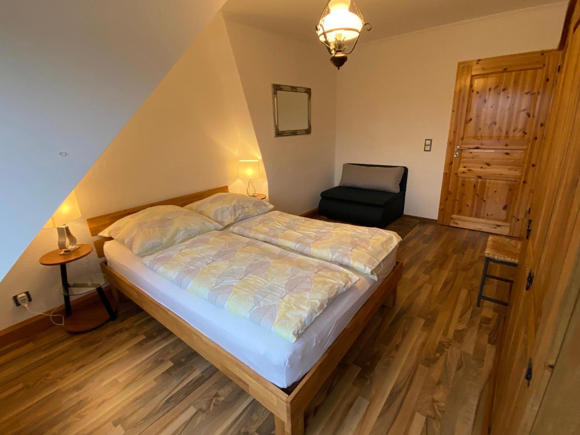Unter Dem Dach Mit Parkplatz Apartment เบรเมน ภายนอก รูปภาพ