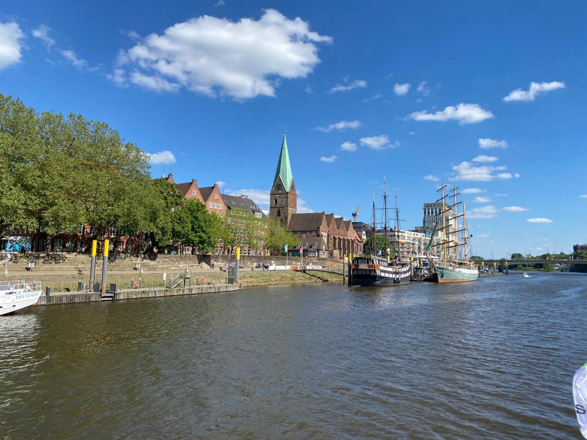 Unter Dem Dach Mit Parkplatz Apartment เบรเมน ภายนอก รูปภาพ